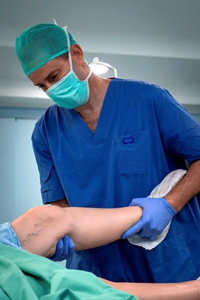 ניתוח שחזור רצועה צולבת ACL מבוצע ע"י ד"ר עופר זקס